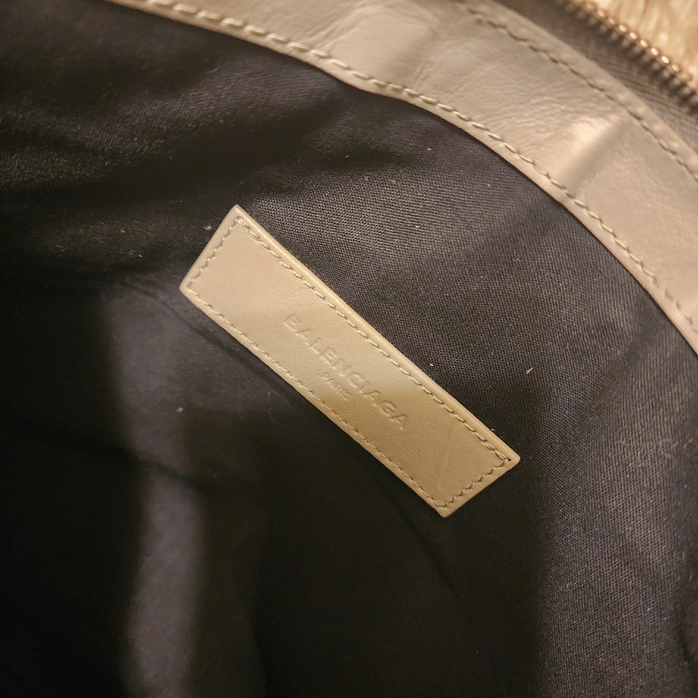 Balenciaga Suede Leather Clutch Limited Edition Grey - Picture 4 of 11